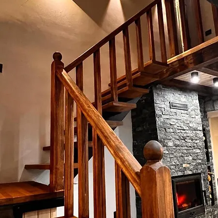 Mount House *
