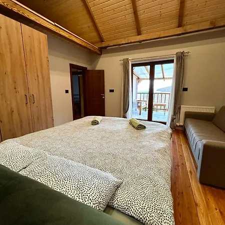 Mount House Holiday home *